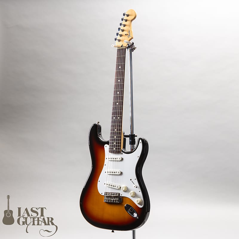 Fender Japan ST-STD Standard Series Stratocaster MIJ 2010-2011