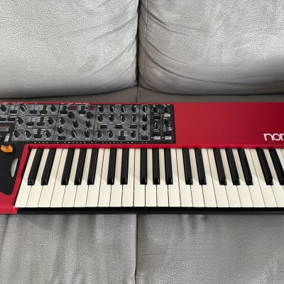 Nord Wave 49-Key 18-Voice Polyphonic Synthesizer with bag and Synthonia libraries