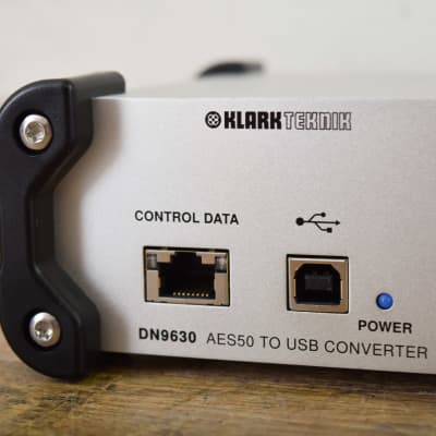 KLARK TEKNIK DN9630 動作品 Klark Teknik DN9630 AES50 to USB 2.0 Converter | Sweetwater