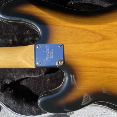 Fender Precision Bass USA 2003 - Sunburst image 3