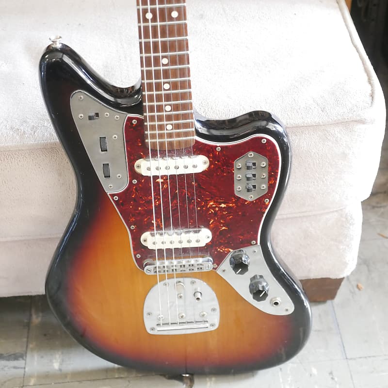 週末価格]Fender Mexico Jaguar-