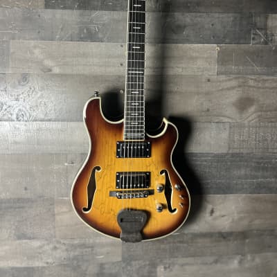 Zuwei Double cut semi hollow Tobacco Burst with gig bag!Channel your inner Phish image 2