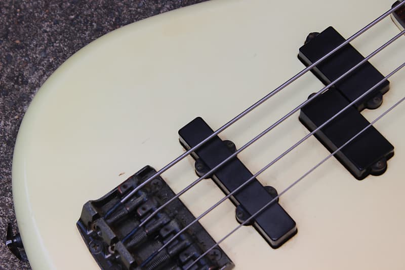 1987 Ibanez RB830 Roadstar II Bass (Made in Japan)