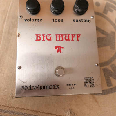 Electro-Harmonix Big Muff Pi V2 (Ram's Head) | Reverb