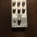 EarthQuaker Devices Bit Commander Guitar Synthesizer V2 2017