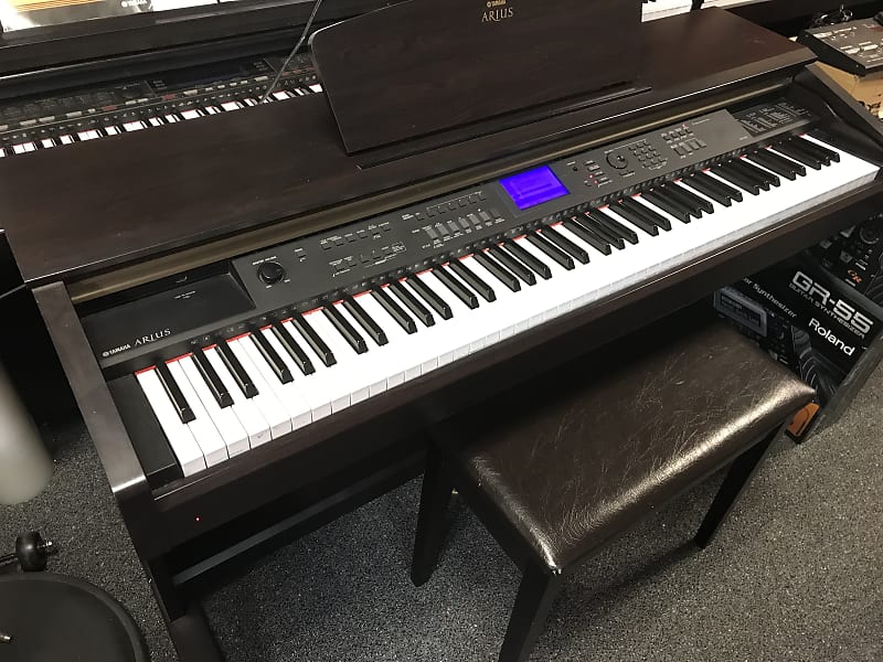 Yamaha Arius YDP-V240 digital piano in Rosewood excellent