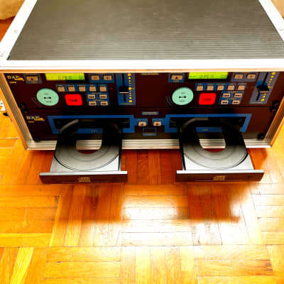 DAP Audio 600D Dual Professional DJ CD Player and Control Unit with custom flight case! image 3