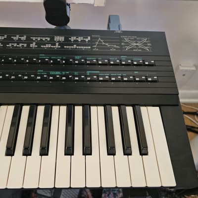 Yamaha DX7IID 16-Voice Synthesizer with HCARD-702 image 4