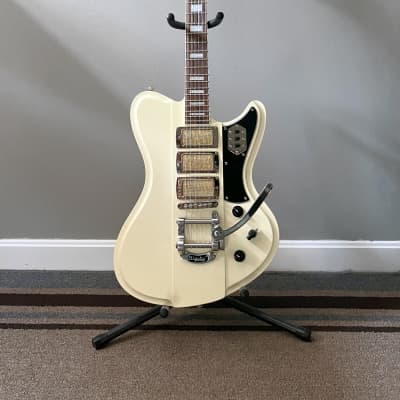 Schecter Ultra III 2022 - Ivory Pearl for sale