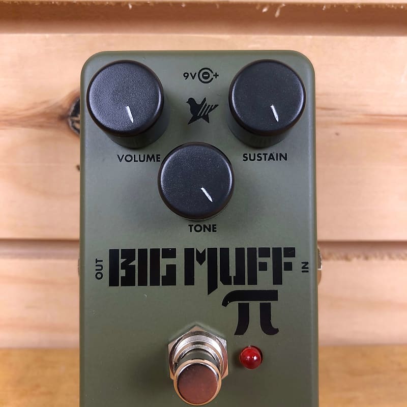 Green Russian Big Muff Pi | Fuzz / Distortion / Sustainer