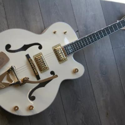 GRETSCH G6136-1958 Stephen Stills Signature White Falcon with Bigsby, Ebony Fingerboard HARDCASE, 3, 49 KG for sale