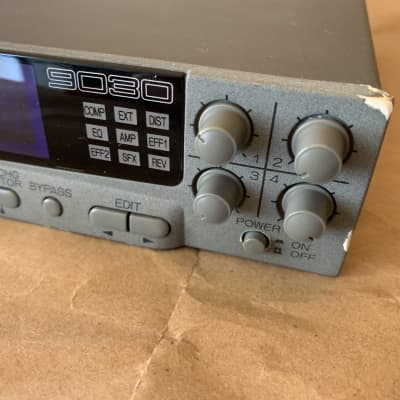 ZOOM 9030 マルチエフェクター ZOOM 9030 ADVANCED INSTRUMENT EFFECTS PROCESSOR | Zoom