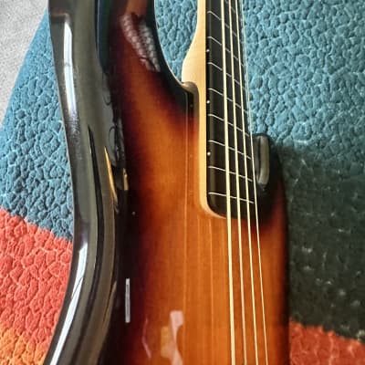 Squier Vintage Modified Jazz Bass Fretless 2007 - 2018 - 3-Color Sunburst image 7