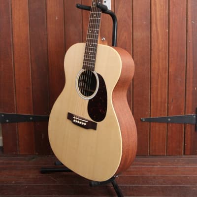 Martin 000-X2E Acoustic-Electric Guitar With Gigbag image 7