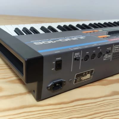 Roland Juno-106 61-Key Programmable Polyphonic Synthesizer 1984 - 1985 - Black image 5