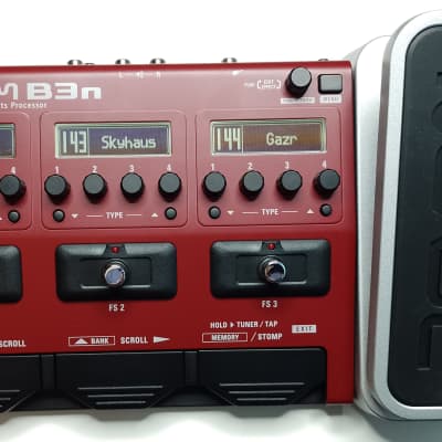 Zoom B3N Multi-Effects Bass Processor | Reverb Ireland