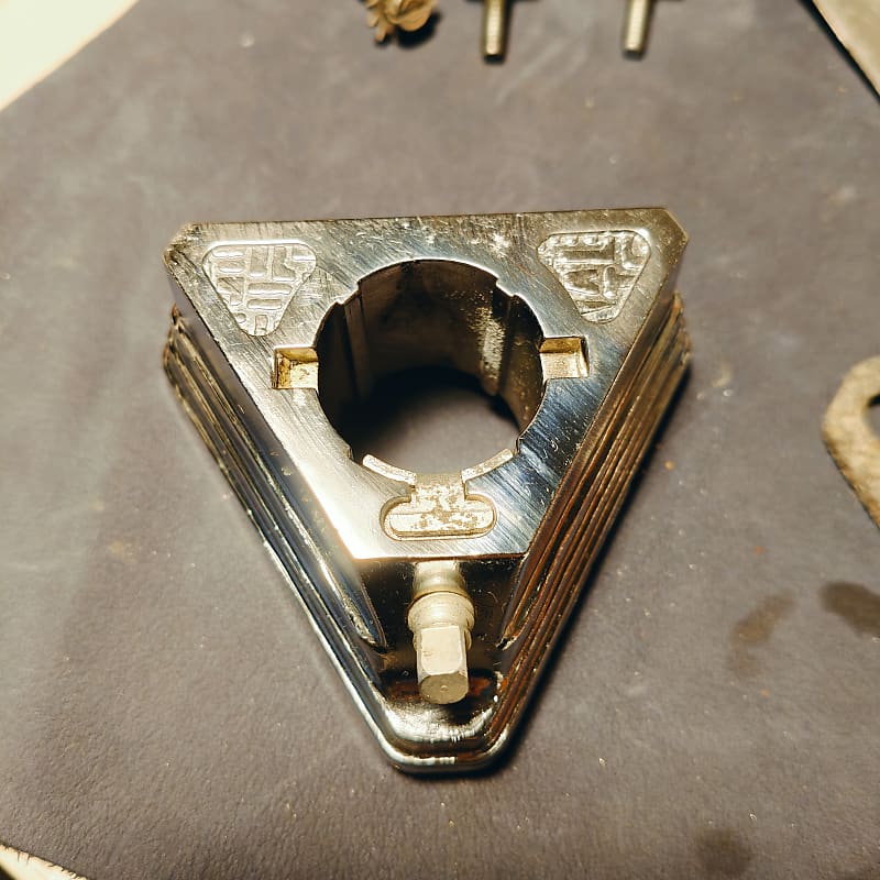Ludwig Modular Tom Mount Bracket image 1