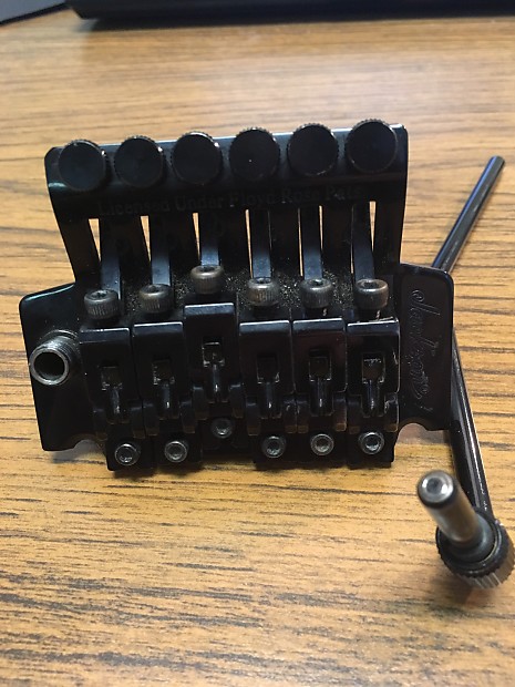 Floyd rose licensed jackson deals double locking tremolo