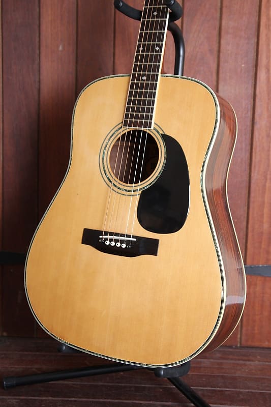 Boeing W-400 Acoustic Guitar Pre-Owned