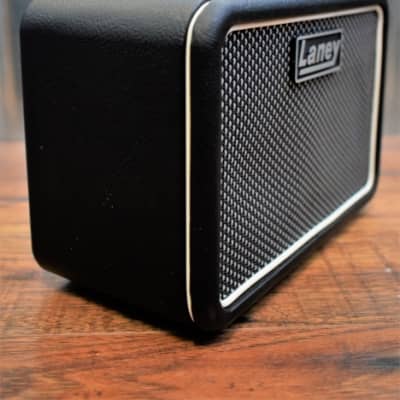 Laney Mini Stereo Bluetooth Supergroup Battery Powered Guitar Amplifier MINI-STB-SUPERG image 3