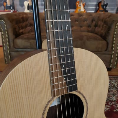 Sheeran by Lowden S02 Rosewood Sitka Spruce + NEW with invoice image 3