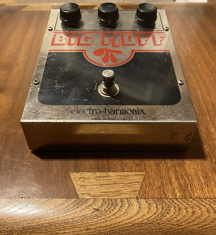 Electro-Harmonix Big Muff Pi V3 (Red & Black) | Reverb Canada