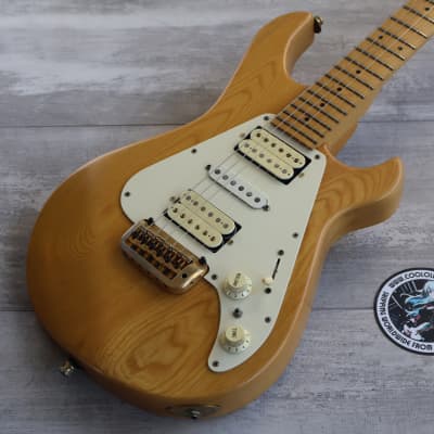 Rockoon bass guitars, electric guitars