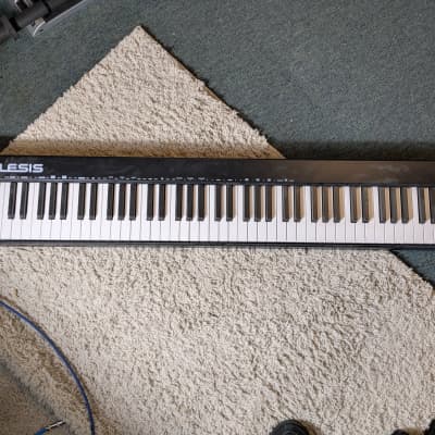 Alesis Q88 MKII 88-Key USB MIDI Keyboard Controller 2021 - Present - Black