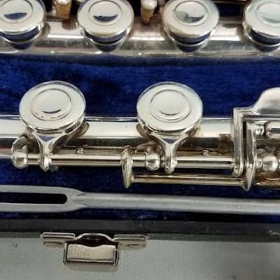 F.E. Olds Ambassador flute Silver with case, made in USA, Very Good Condition image 6