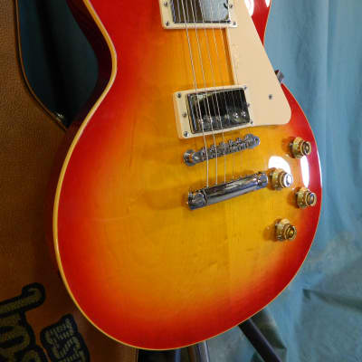 Gibson Les Paul Classic 2003 - Cherry Sunburst image 1