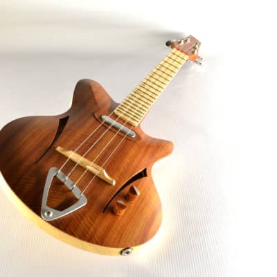 Murray Kuun Guitars Roxy archtop ukulele 2022 natural woods image 3