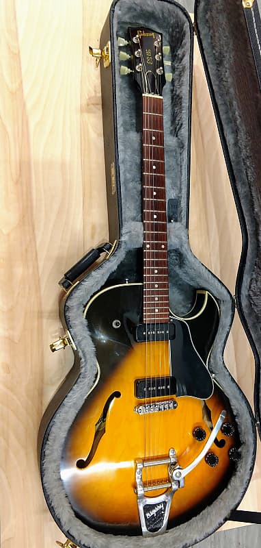 Gibson ES 135 Mid 90's Bigsby Sunburst | Reverb