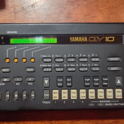 Yamaha QY10 Sequencer 1990 - Black