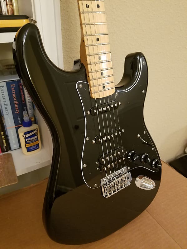 2018 Fender FSR Stratocaster Standard HSS Black MIM Mexican 2018 Fender FSR Stratocaster Standard HSS Black MIM Mexican