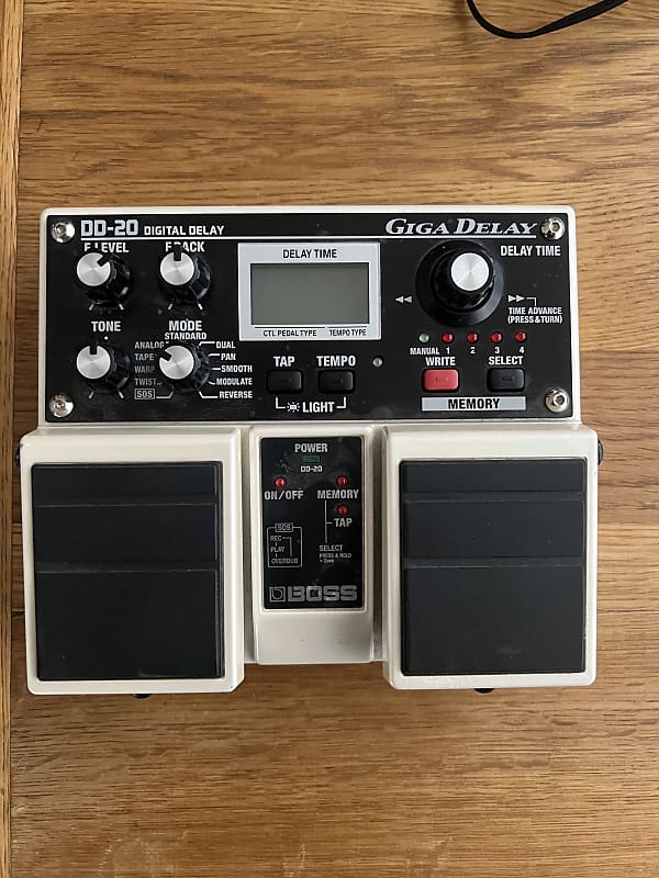 Boss DD-20 Giga Delay