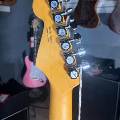 Fender American Ultra Stratocaster HSS Cobra Blue w/ Rosewood Fretboard image 10