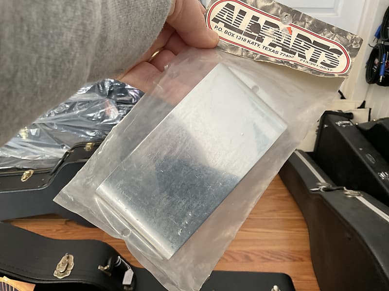 Allparts BP 973 Chrome PBass Pickup Cover Reverb