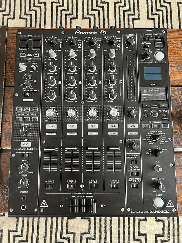 Pioneer DJM-900NXS2 4 Channel Pro DJ Mixer with X-Pad Control Bar - Black –  Fleet Pro Sound