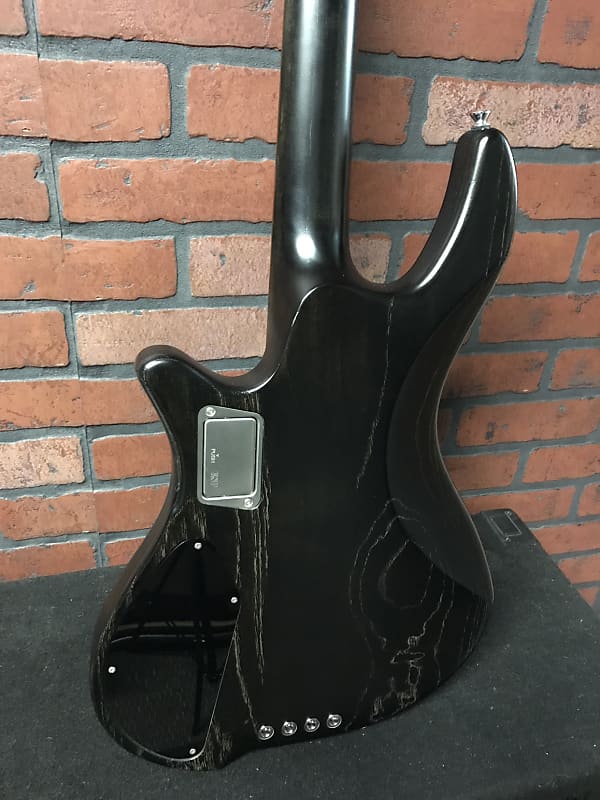 ESP Bottom Bump Japan 4 str bass MIJ | Reverb ESP Bottom Bump Japan 4 str bass MIJ | Reverb