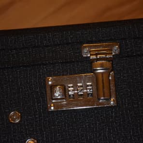 TKL 8815 Prestige Dreadnought Guitar Case with Combination Lock for Martin and Similar Dreadnoughts image 3
