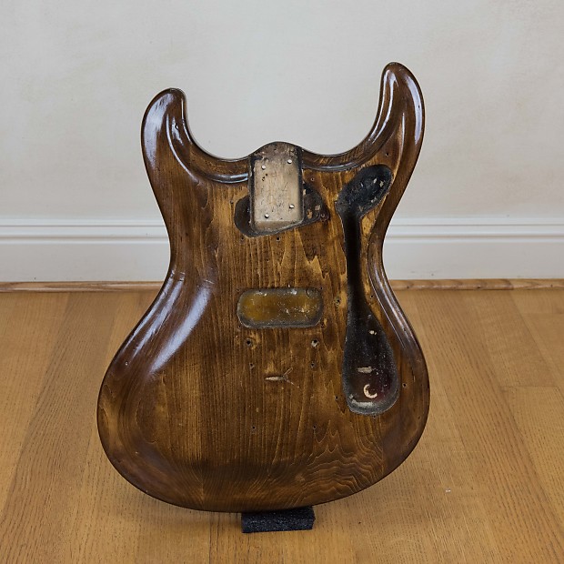 Mosrite guitar body top
