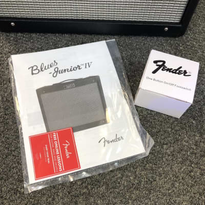 Fender Blues Junior IV 12-inch 15-watt Tube Combo Amp - Eminence Swamp Thang Speaker image 9
