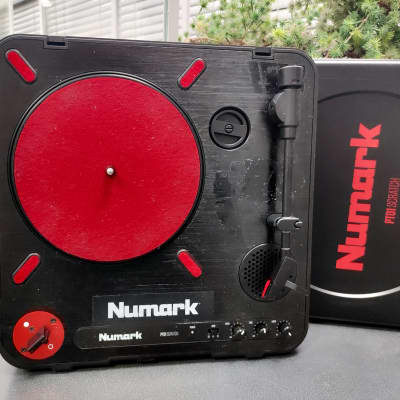 Numark PT01 Scratch Portable Turntable with DJ Scratch Switch