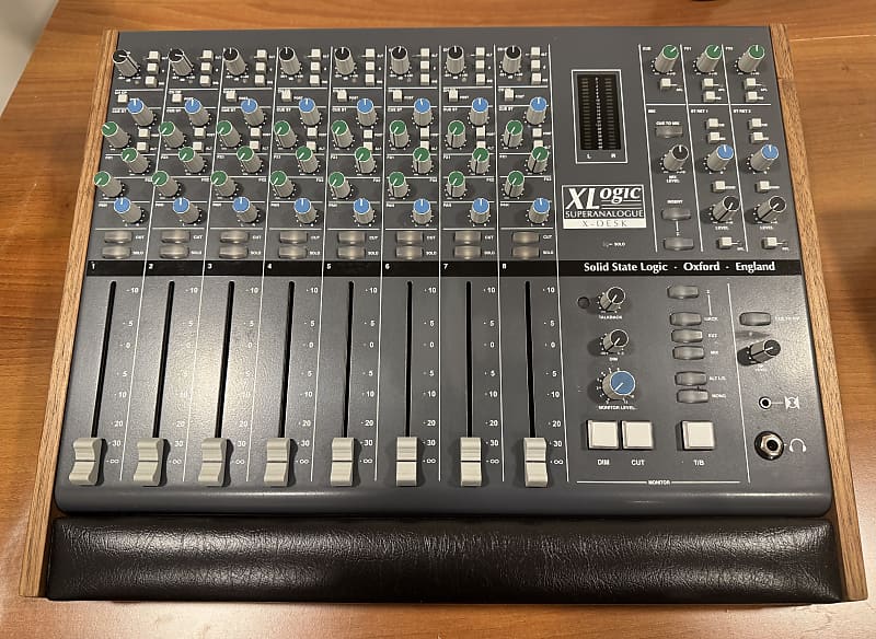 Solid State Logic XLogic X-Desk 16-Channel Analog Mixing