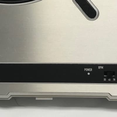 ION IPT-01USB Portable Turntable image 2