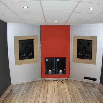QUESTED STUDIO MONITORS VS3208B PAIR image 4