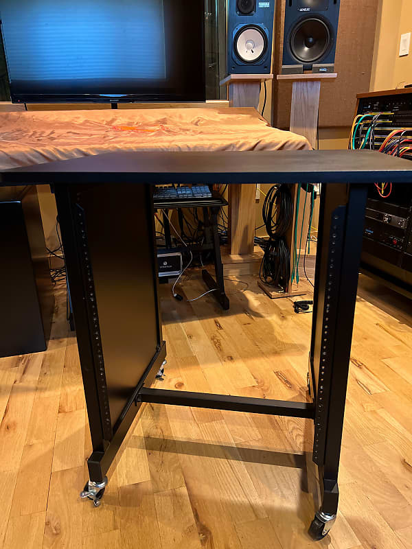 OnStage Rack Black Reverb