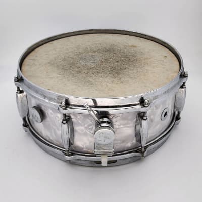Used Vintage Gretsch Round Badge '60s Snare Drum 14x5.5 White Marine Pearl image 2