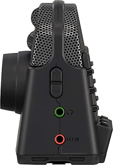 Zoom Q2N-4K Video Recorder image 1