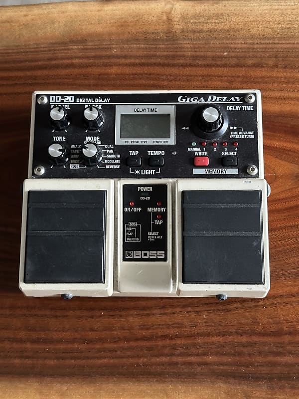 Boss DD-20 Giga Delay